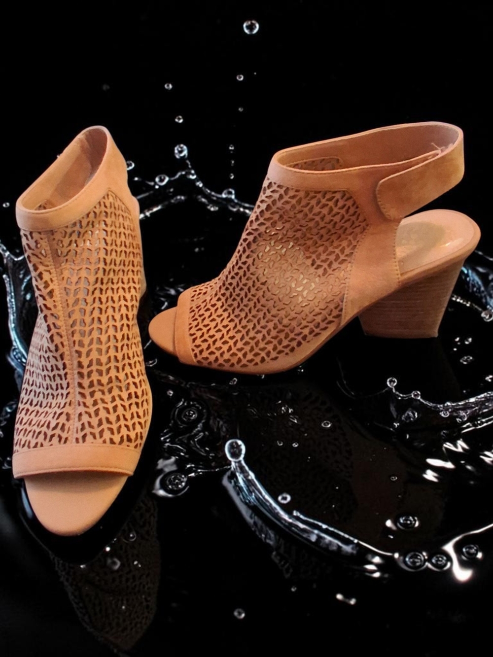 Vince Camuto Tan Laser-Cut Peep-Toe Ankle Booties Womens Shoes Size 10 Autumn